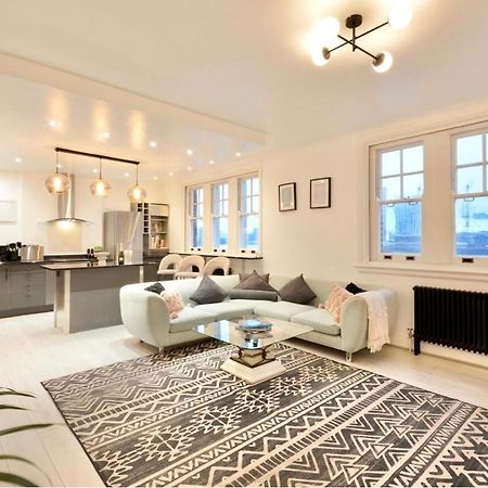 לונדון 3 X Bedroom Riverside Flat With Hot Tub On Roof Terrace מראה חיצוני תמונה